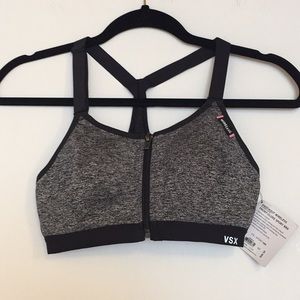 PINK Victoria's Secret Intimates & Sleepwear - Victoria's Secret sports bra size 32C PINK Victoria's Secret Intimates & Sleepwear - Victoria's Secret sports bra size 32C